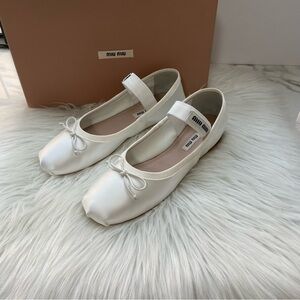Miu Miu Cream Flats with Bow Accent
